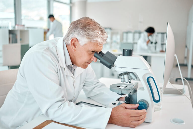 Leczenie biologiczne – na czym polega i kiedy jest stosowane?